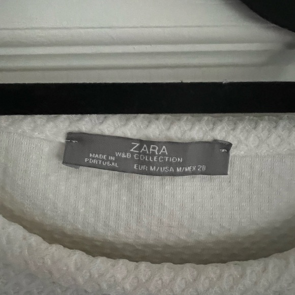 Zara Crop Top - Picture 2 of 2